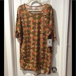 LulaRoe Irma Top XL Brand New